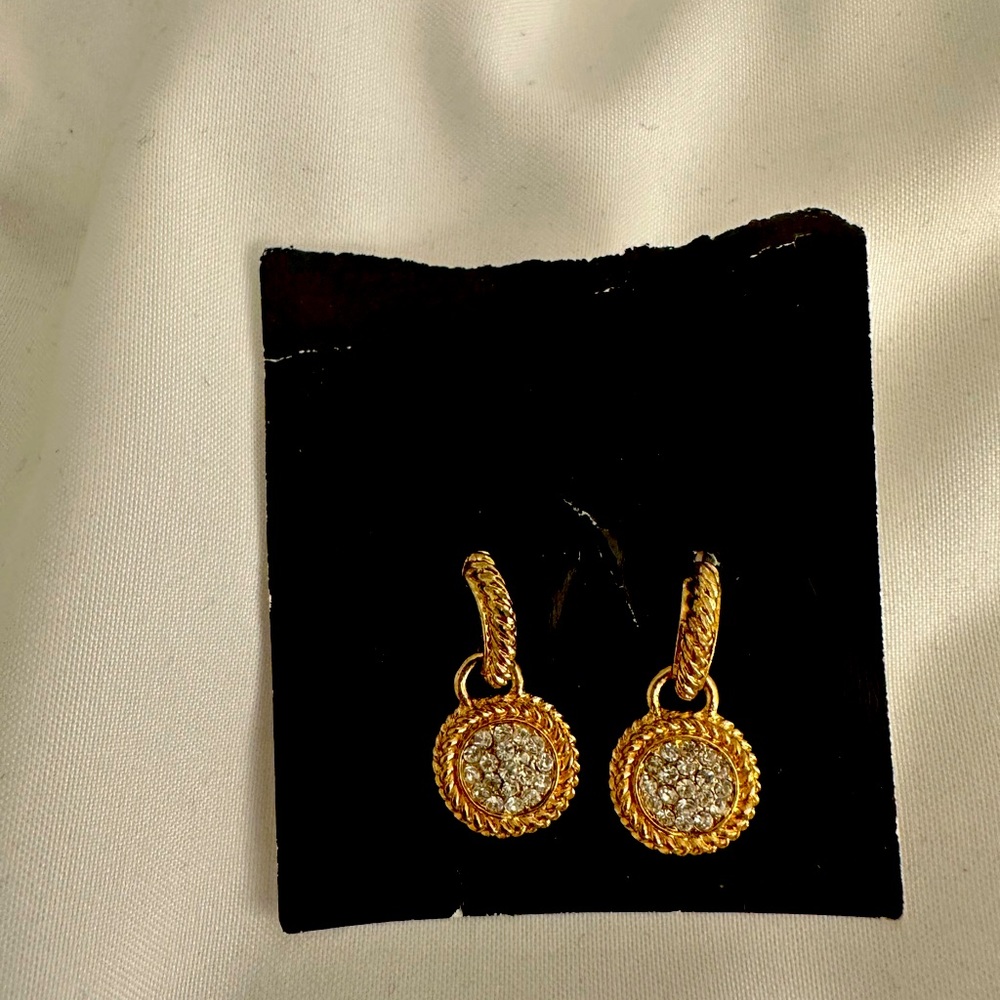 Diamond look gold colored earrings with posts